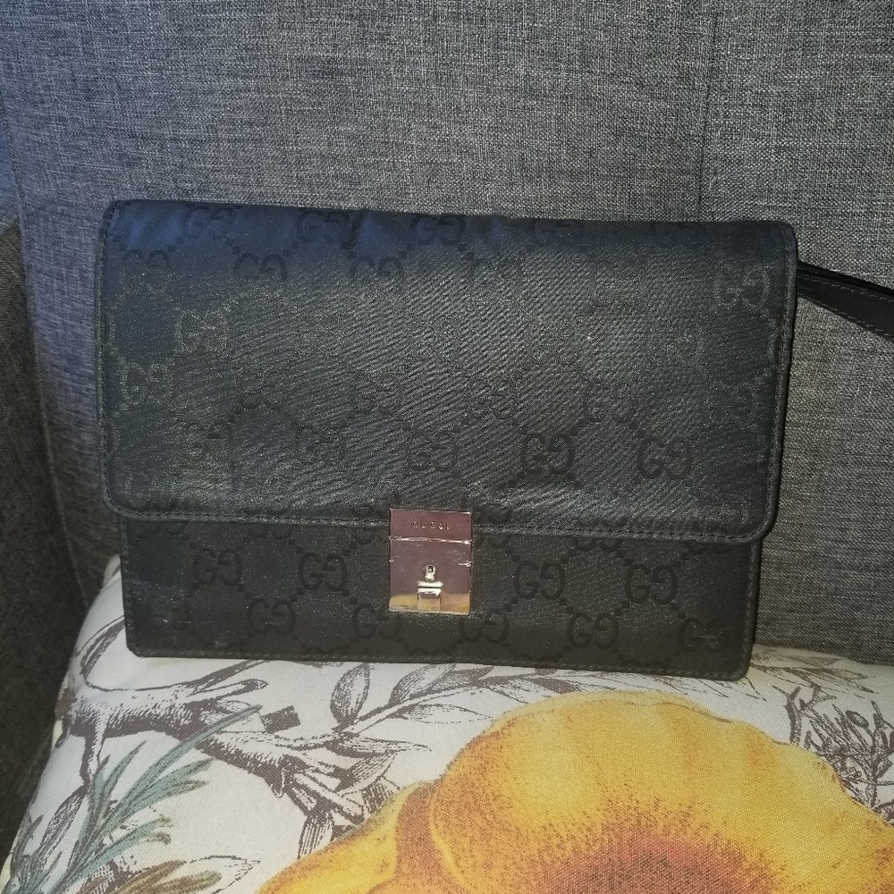 Authentic Vintage Gucci Hand Clutch